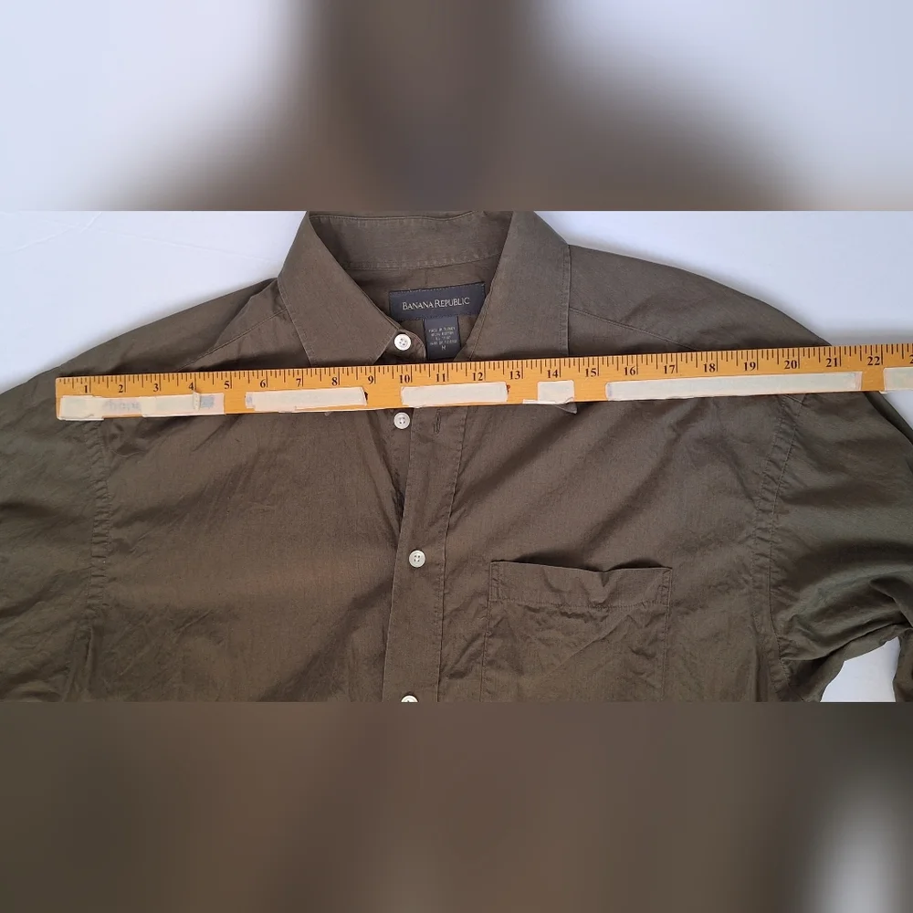 Banana Republic 100% Cotton Dress Shirt Button Down Long Sleeve Olive Mens M